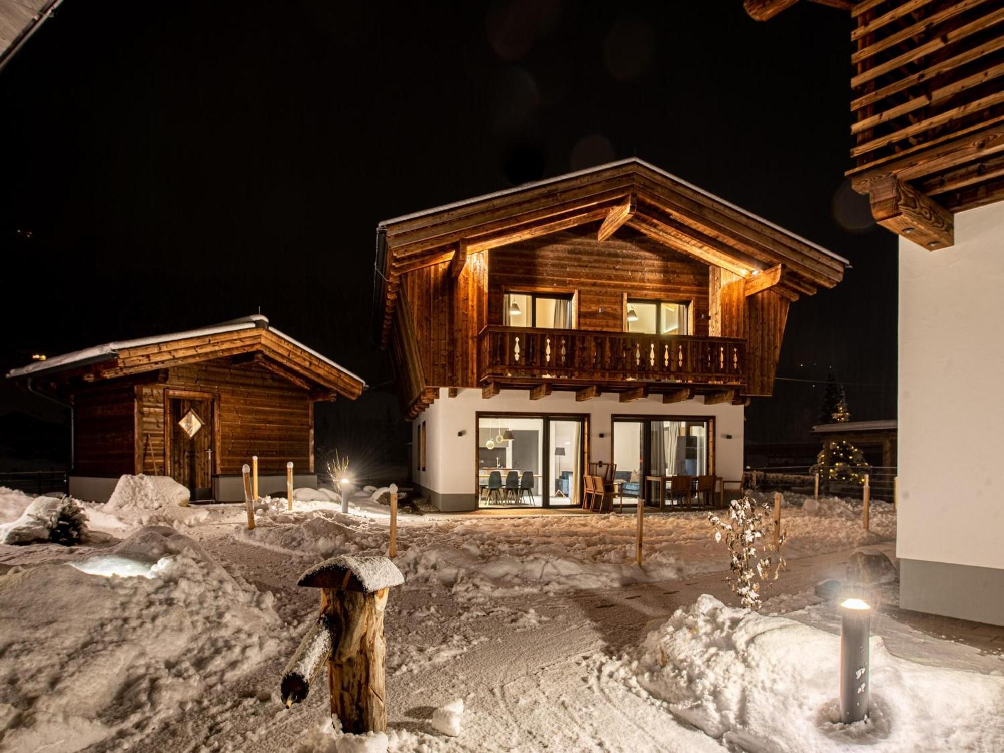 The Village Chalet Stone House Wald im Pinzgau Exterior photo