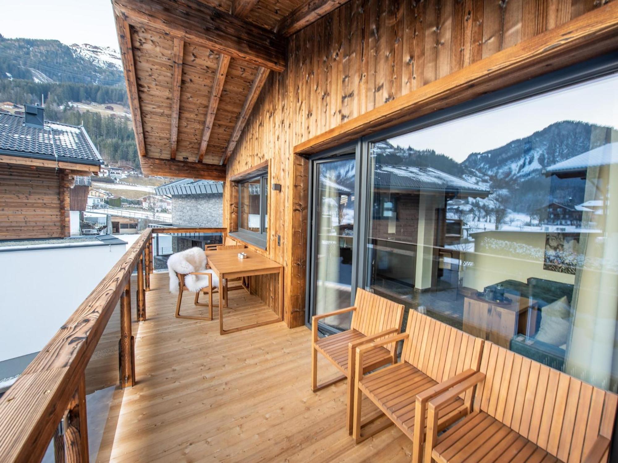 The Village Chalet Stone House Wald im Pinzgau Exterior photo