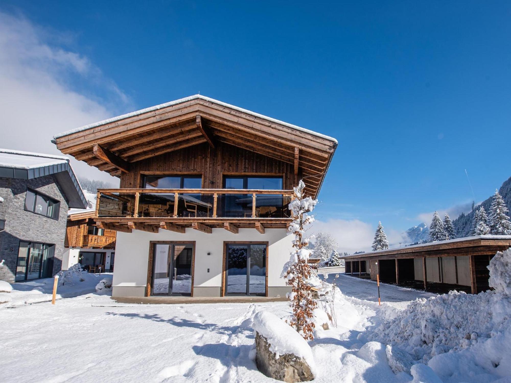 The Village Chalet Stone House Wald im Pinzgau Exterior photo