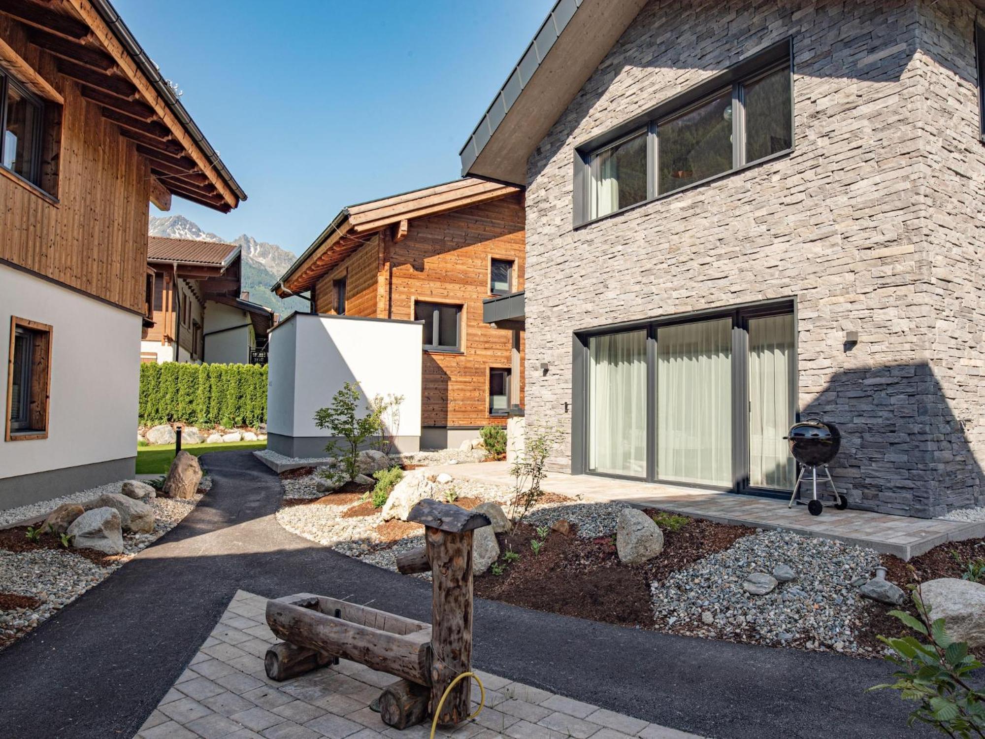 The Village Chalet Stone House Wald im Pinzgau Exterior photo