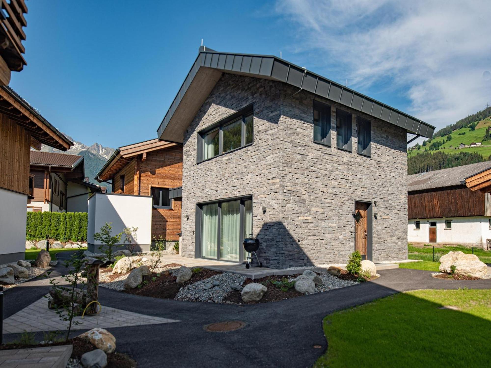 The Village Chalet Stone House Wald im Pinzgau Exterior photo